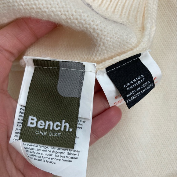 BENCH cream knit scarf and hat with pompom set - Picture 4 of 4